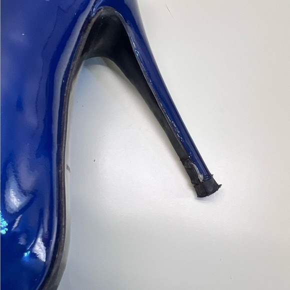Charles Jourdan Blue Patent Leather Stiletto Heels - Picture 6 of 10